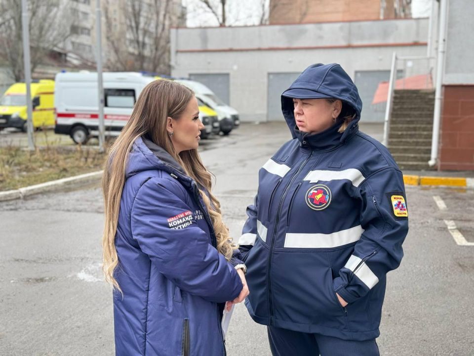 Народный фронт доставил генератор мощностью 20 кВт в Клинику медицины катастроф в Луганске Народный фронт доставил генератор мощностью 20 кВт в Клинику медицины катастроф в Луганске