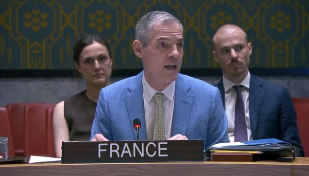 || Британия и Франция открестились от передачи атомной бомбы Украине