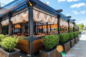 С 1 марта стартует выдача разрешений на продажу алкоголя в летних кафе