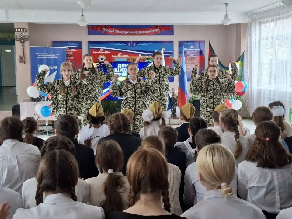 В Городищенской школе прошел фестиваль патриотической песни В Городищенской школе прошел фестиваль патриотической песни