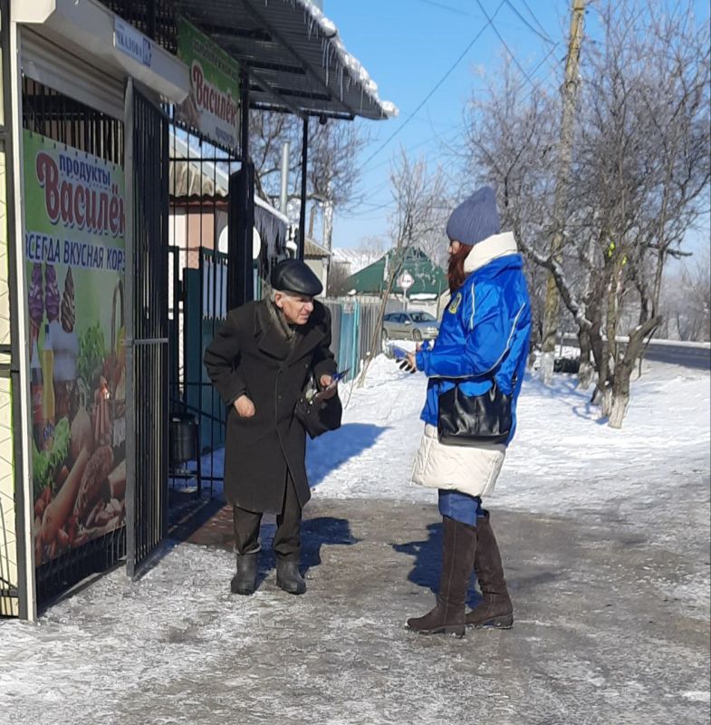 В СТАРОБЕЛЬСКЕ АКТИВИСТЫ ЛДПР ПОЗДРАВИЛИ МУЖЧИН С ДНЁМ ЗАЩИТНИКА ОТЕЧЕСТВА В СТАРОБЕЛЬСКЕ АКТИВИСТЫ ЛДПР ПОЗДРАВИЛИ МУЖЧИН С ДНЁМ ЗАЩИТНИКА ОТЕЧЕСТВА