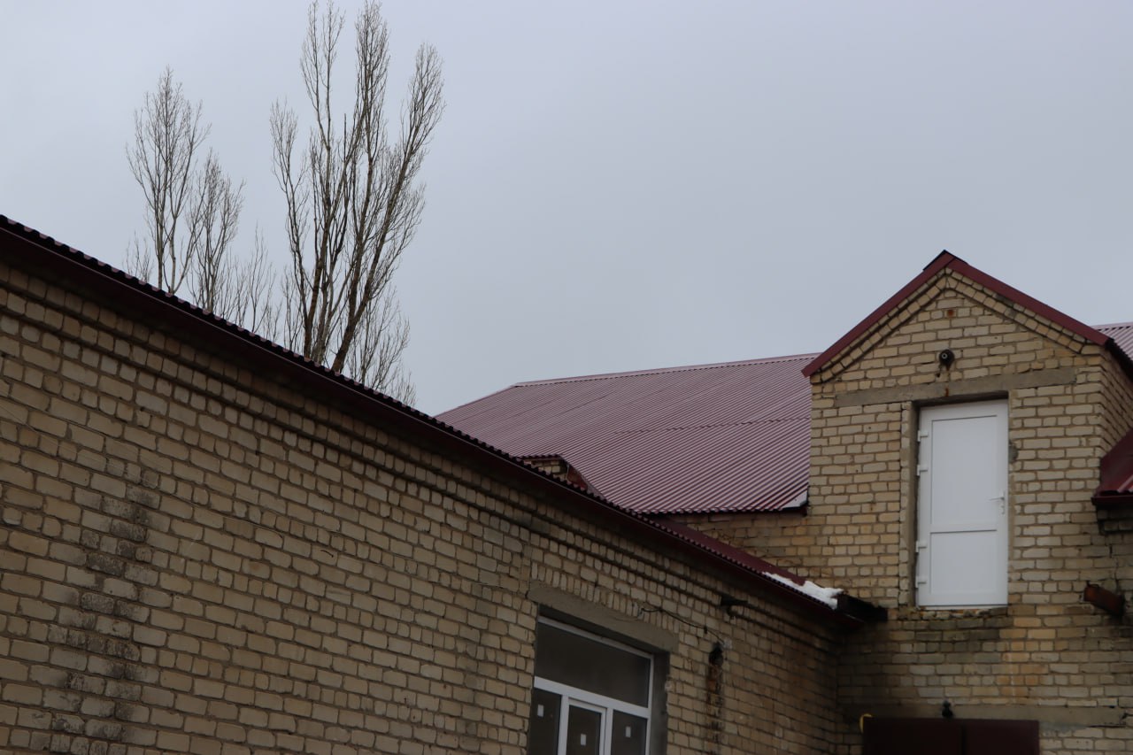 По народной программе в с. Македоновка ведутся работы по капитальному ремонту Дома культуры По народной программе в с. Македоновка ведутся работы по капитальному ремонту Дома культуры