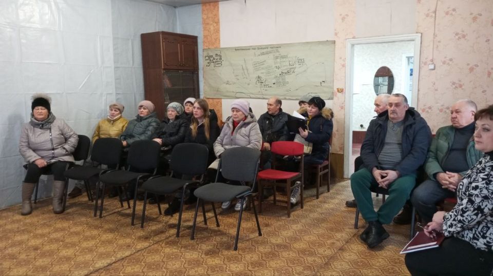 Для жителей пгт. Донецкий состоялась встреча, посвящённая развитию территориального общественного самоуправления (ТОС) Для жителей пгт. Донецкий состоялась встреча, посвящённая развитию территориального общественного самоуправления (ТОС)