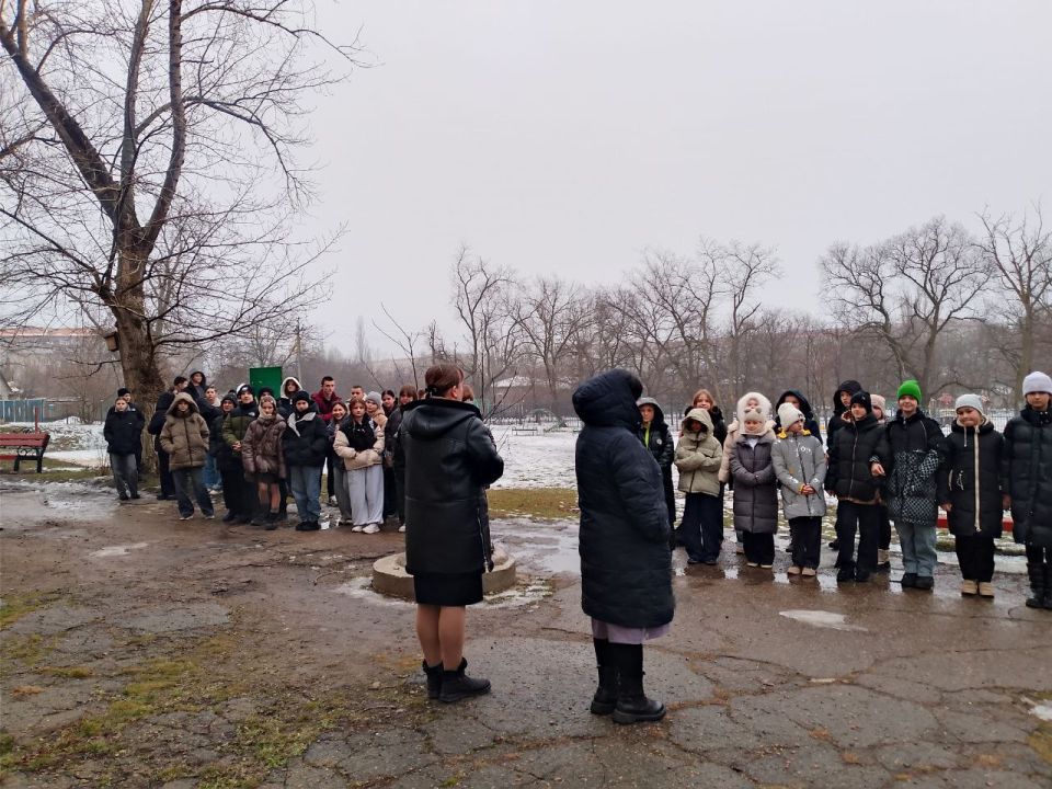В Краснодонском УВК «Забота» и детском саду «Капитошка» прошли плановые тренировочные эвакуации, в которых приняли участие дети, педагоги и технический персонал В Краснодонском УВК «Забота» и детском саду «Капитошка» прошли плановые тренировочные эвакуации, в которых приняли участие дети, педагоги и технический персонал