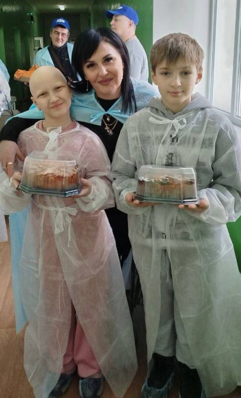 Смоленск, Ростов, Луганск… Башкирия… пожилые и совсем юные… Смоленск, Ростов, Луганск… Башкирия… пожилые и совсем юные…