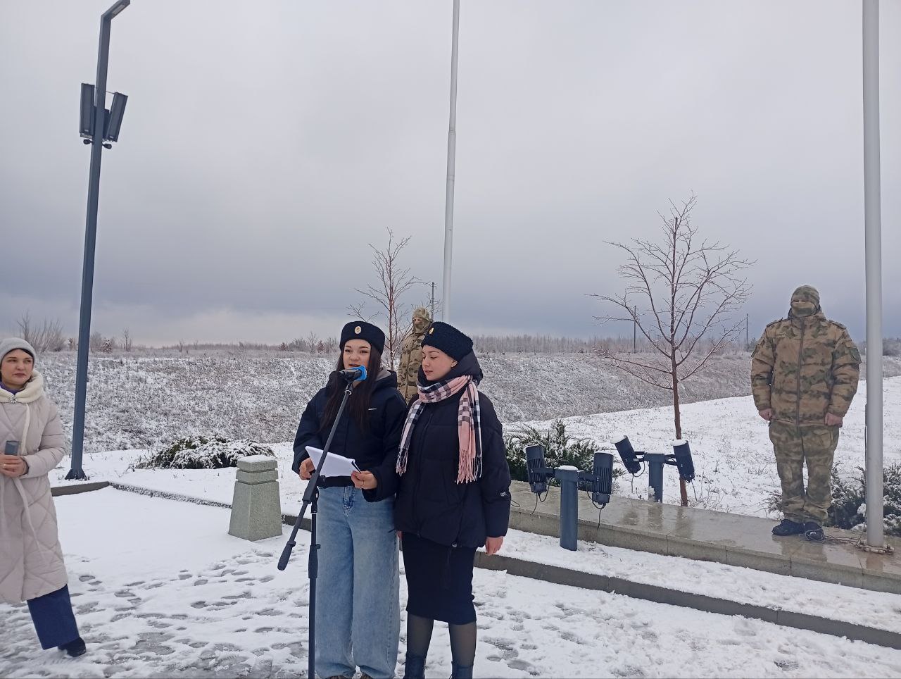 Альберт Зинченко: 26 февраля 2026 года у памятника Князю Игорю состоялось торжественное мероприятие - митинг и церемония возложения цветов, приуроченные к знаменательной дате — четвертой годовщине освобождения Станицы... Альберт Зинченко: 26 февраля 2026 года у памятника Князю Игорю состоялось торжественное мероприятие - митинг и церемония возложения цветов, приуроченные к знаменательной дате — четвертой годовщине освобождения Станицы...