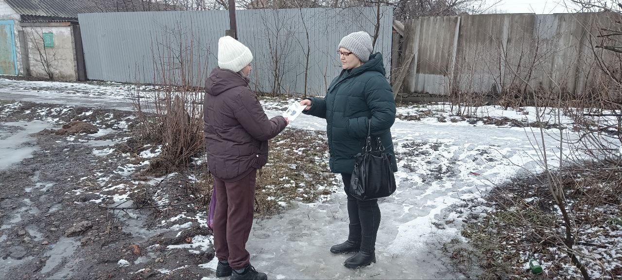 Межведомственный рейд.. 26 февраля в пгт Пролетарский прошёл межведомственный рейд, призванный защитить подростков от пагубного влияния алкоголя и табака. Специалисты отдела культуры, спорта и молодёжной политики, ОМВД... Межведомственный рейд.. 26 февраля в пгт Пролетарский прошёл межведомственный рейд, призванный защитить подростков от пагубного влияния алкоголя и табака. Специалисты отдела культуры, спорта и молодёжной политики, ОМВД...