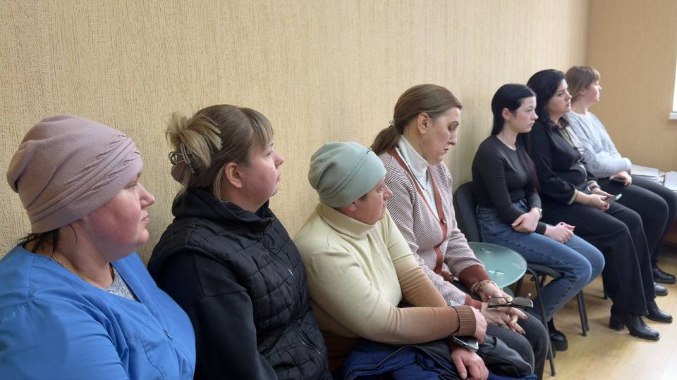 Сергей Козенко: Провел выездную рабочую встречу с коллективом ООО «АГРОПТАХА» Сергей Козенко: Провел выездную рабочую встречу с коллективом ООО «АГРОПТАХА»