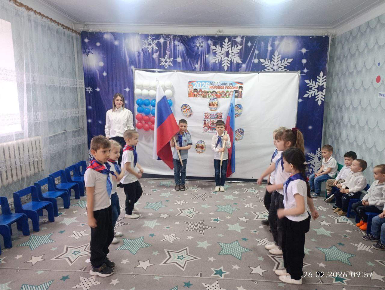 В детских садах "Радуга", "Колокольчик" состоялись открытия Года единства народов России В детских садах "Радуга", "Колокольчик" состоялись открытия Года единства народов России