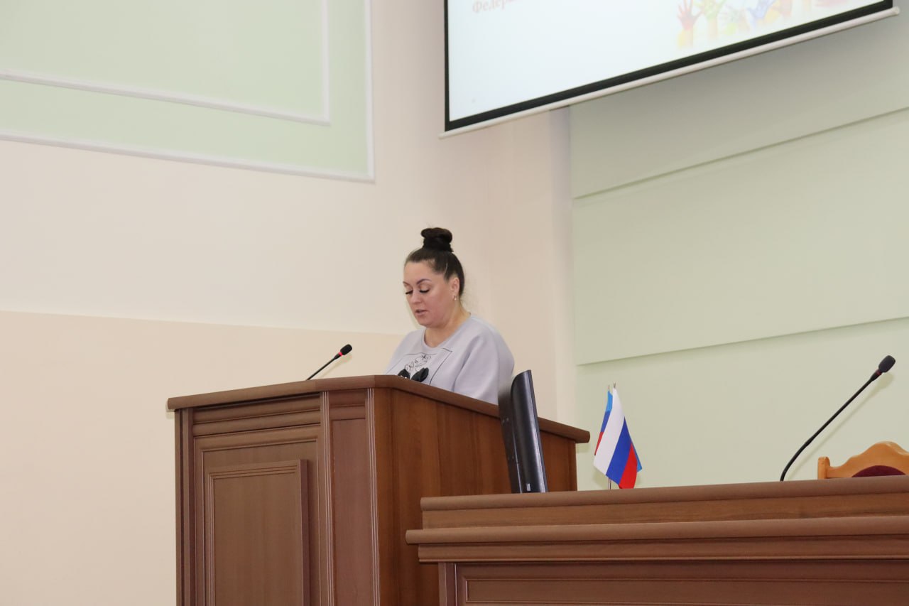 В Антраците состоялось очередное общегородское родительское собрание, посвященное актуальным вопросам профилактики безнадзорности и правонарушений среди несовершеннолетних В Антраците состоялось очередное общегородское родительское собрание, посвященное актуальным вопросам профилактики безнадзорности и правонарушений среди несовершеннолетних