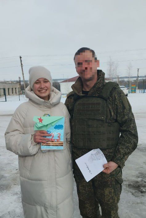 Акции к Дню защитника: помощь и поздравления по всей республике и в нашем Троицком муниципальном округе Акции к Дню защитника: помощь и поздравления по всей республике и в нашем Троицком муниципальном округе