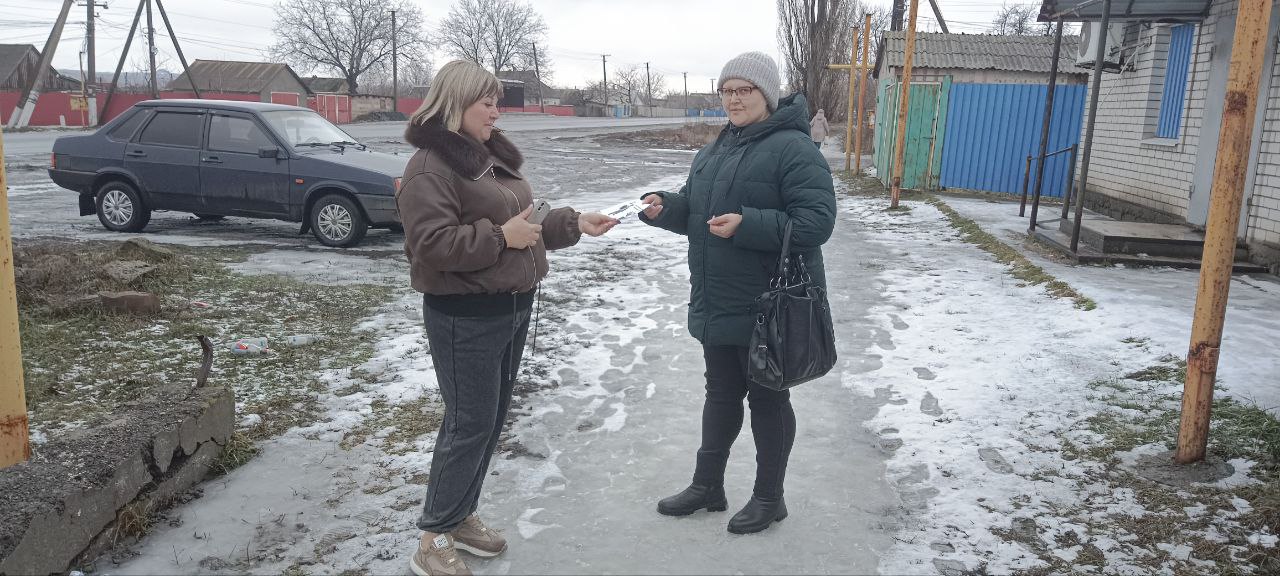 Межведомственный рейд.. 26 февраля в пгт Пролетарский прошёл межведомственный рейд, призванный защитить подростков от пагубного влияния алкоголя и табака. Специалисты отдела культуры, спорта и молодёжной политики, ОМВД...
