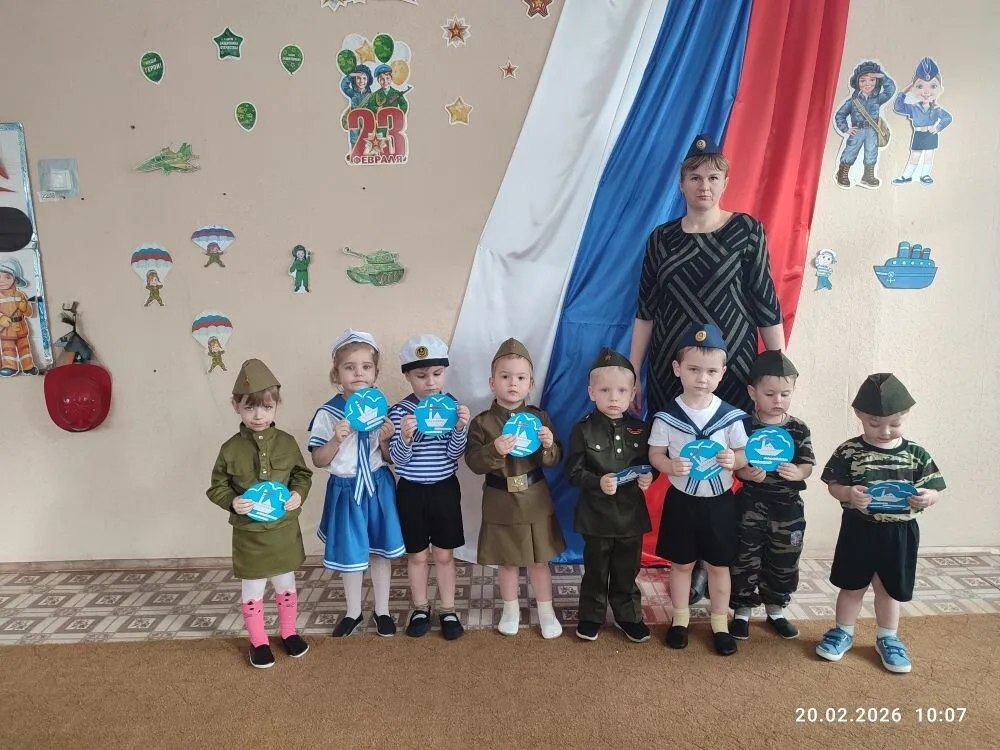 Месячник военно-патриотического воспитания в дошкольных учреждениях завершает свои мероприятия Месячник военно-патриотического воспитания в дошкольных учреждениях завершает свои мероприятия