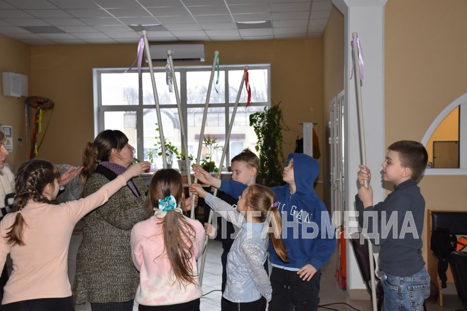 Юные первомайцы приняли участие в познавательно-развлекательной программе «Неторопыги» Юные первомайцы приняли участие в познавательно-развлекательной программе «Неторопыги»