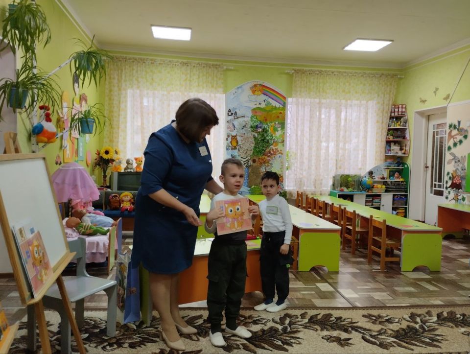 Брянка выбирает лучшего воспитателя года! Брянка выбирает лучшего воспитателя года!