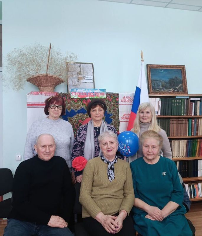 Перевальчане провели онлайн встречу с казахским народным коллективом «Тамаша» в рамках Года единства народов России Перевальчане провели онлайн встречу с казахским народным коллективом «Тамаша» в рамках Года единства народов России