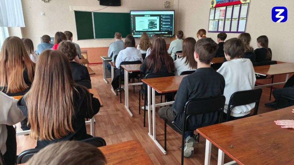 Проект Хроники ЛНР продолжает охватывать образовательные учреждения Луганщины Проект Хроники ЛНР продолжает охватывать образовательные учреждения Луганщины