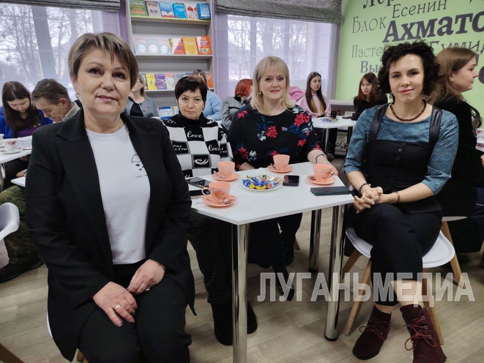 В Стаханове чествовали городские некоммерческие организации В Стаханове чествовали городские некоммерческие организации