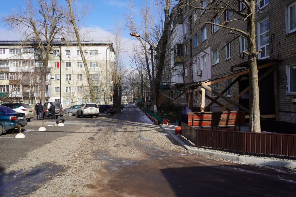 С руководителем Красноярского края в нашем округе Игорем Мирошниковым и ведущим инженером управления капстроительства Красноярского края Артемом Варашевым проинспектировали ремонт кровли дома 5 кв. 50 лет Октября, который... С руководителем Красноярского края в нашем округе Игорем Мирошниковым и ведущим инженером управления капстроительства Красноярского края Артемом Варашевым проинспектировали ремонт кровли дома 5 кв. 50 лет Октября, который...