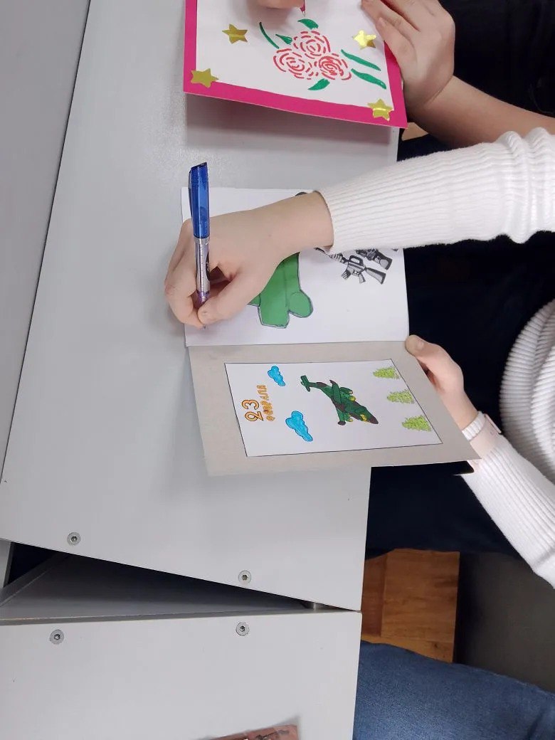 Акция «Поздравь Героя Отечества»: тепло детских сердец для Защитников Акция «Поздравь Героя Отечества»: тепло детских сердец для Защитников