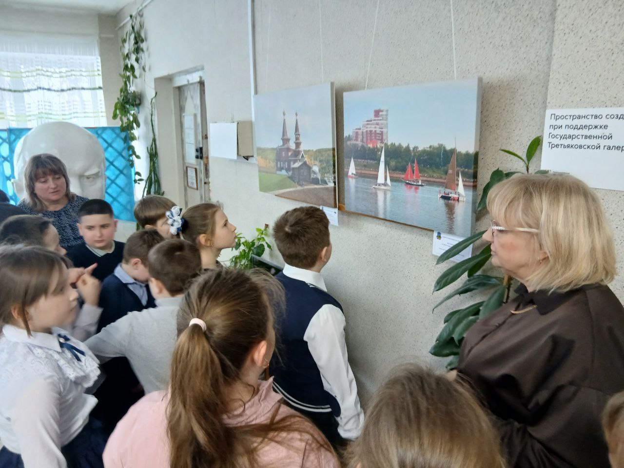 В Кировском историко-художественном музее прошла экскурсия «Добро пожаловать в Сибирь» В Кировском историко-художественном музее прошла экскурсия «Добро пожаловать в Сибирь»