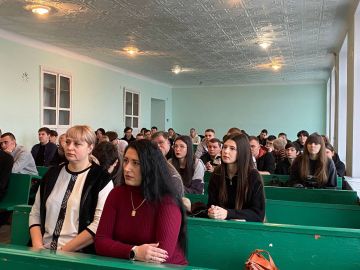 ������� ��������� �������� �������������� ������ � �����������