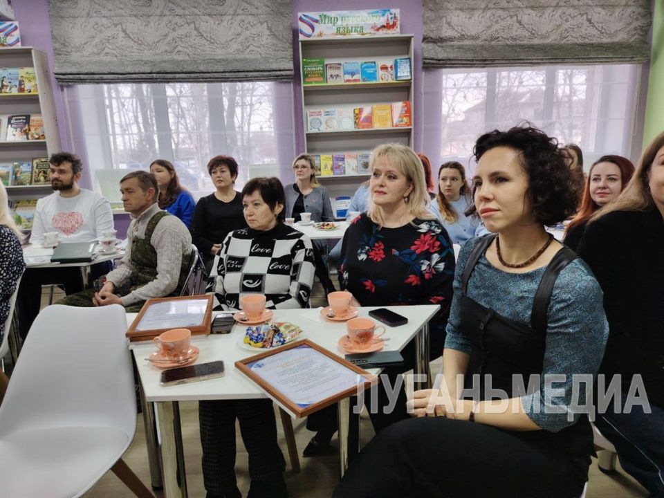 В Стаханове чествовали городские некоммерческие организации В Стаханове чествовали городские некоммерческие организации