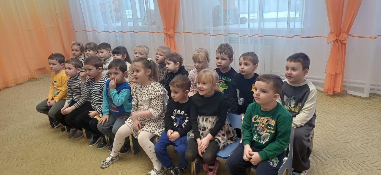 Оренбургские педагоги работают с перевальскими дошкольниками Оренбургские педагоги работают с перевальскими дошкольниками