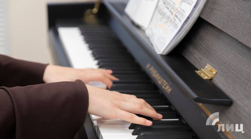 Порядка 340 общеобразовательных учреждений ЛНР в 2026 году получат новое современное оборудование для уроков физики, музыки и изобразительного искусства в рамках нацпроекта «Молодежь и дети»