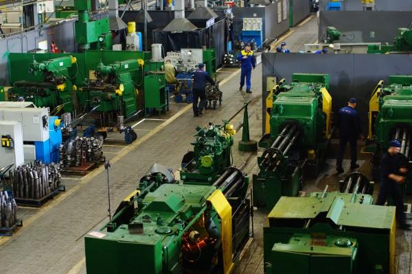 1 На территории Луганской Народной Республики хотят запустить девять предприятий обрабатывающей промышленности в 2026 году