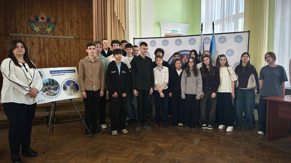 Штаб общественной поддержки партии «Единая Россия» и Нотариальная палата ЛНР провели лекцию для старшеклассников в ГБОУ ЛНР «Луганская средняя школа №5 имени В.И. Даля»на тему «Электронный нотариат и доказательства в... Штаб общественной поддержки партии «Единая Россия» и Нотариальная палата ЛНР провели лекцию для старшеклассников в ГБОУ ЛНР «Луганская средняя школа №5 имени В.И. Даля»на тему «Электронный нотариат и доказательства в...
