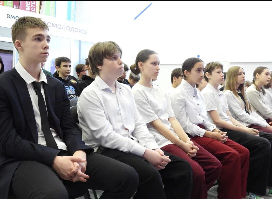 Встреча с молодёжью по вопросам антитеррористической безопасности Встреча с молодёжью по вопросам антитеррористической безопасности