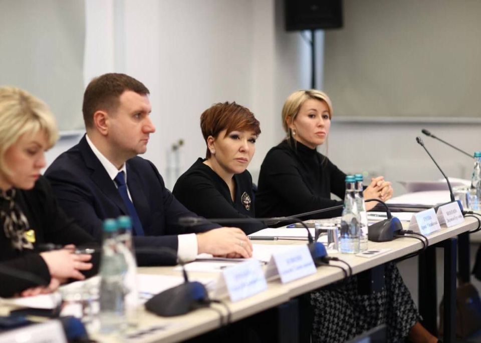 В Реутове прошло первое в году выездное заседание фонда «Защитники Отечества» В Реутове прошло первое в году выездное заседание фонда «Защитники Отечества»