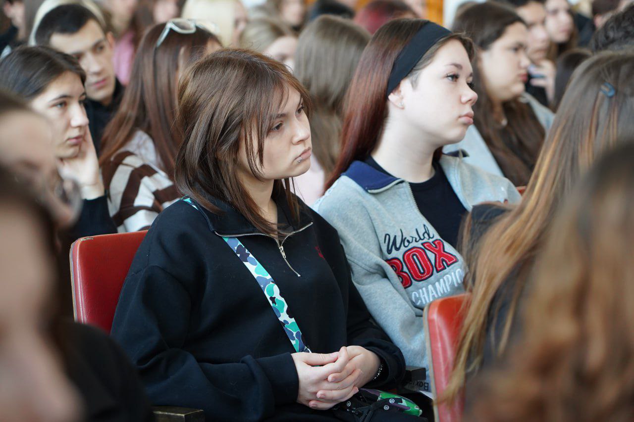 Диалоги с Героями: живая история в стенах колледжа Диалоги с Героями: живая история в стенах колледжа