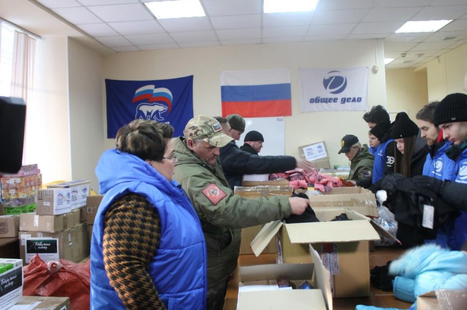 Волонтеры из Новосибирска отправили партию гумпомощи детям в Рубежное Волонтеры из Новосибирска отправили партию гумпомощи детям в Рубежное