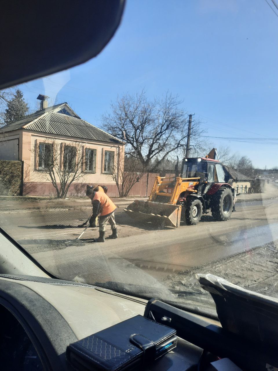 Андрей Рубанцов: Город начал весеннюю санитарную очистку улично-дорожной сети после зимнего периода