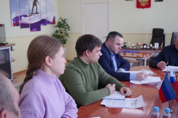 27 февраля с участием Главы Славяносербского муниципального округа Сергеем Крамаренко в Администрации состоялось очередное заседание противопаводковой комиссии на территории муниципального образования на котором рассмотрен...