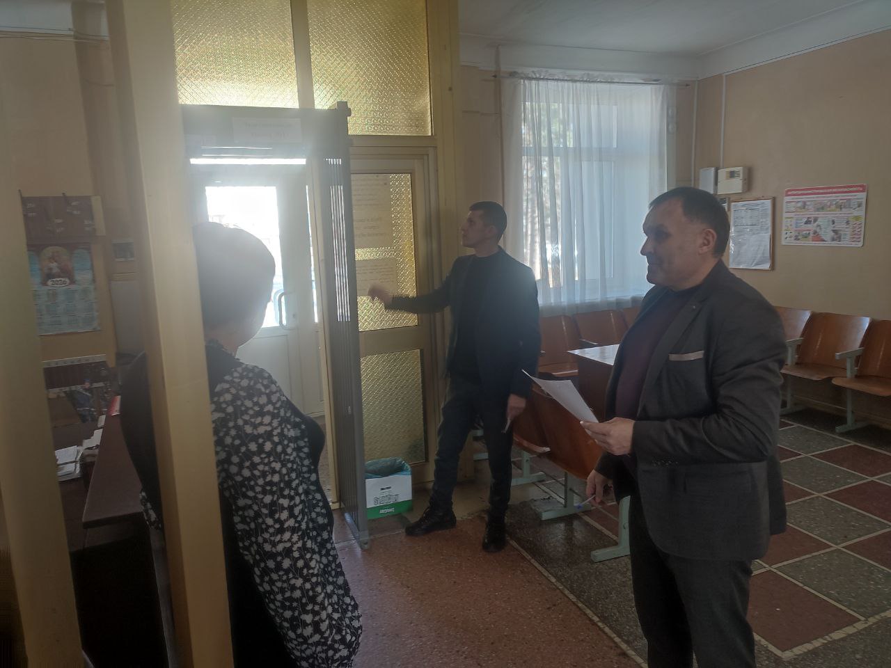 Сотрудниками отдела чрезвычайных ситуаций Администрации городского округа город Ровеньки проводится предупредительно-профилактическая работа, направленная на предупреждение обстоятельств, способствующих совершению... Сотрудниками отдела чрезвычайных ситуаций Администрации городского округа город Ровеньки проводится предупредительно-профилактическая работа, направленная на предупреждение обстоятельств, способствующих совершению...