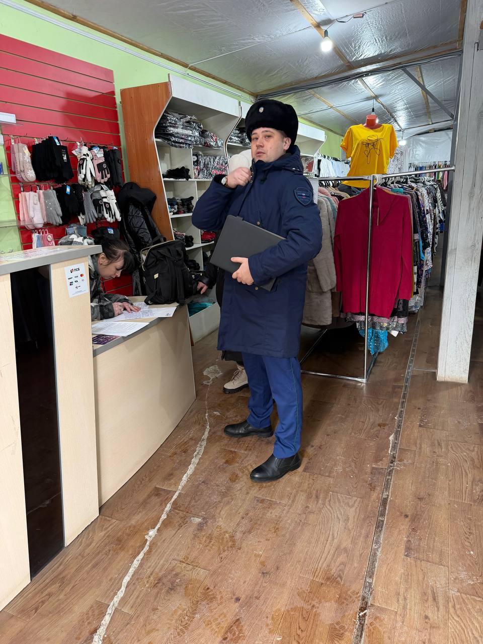 Прокуратура Станично-Луганского района выявила нарушения трудового законодательства у местных предпринимателей Прокуратура Станично-Луганского района выявила нарушения трудового законодательства у местных предпринимателей