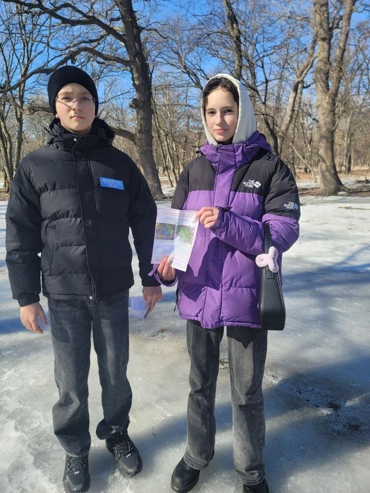 Волонтёрский отряд «Дорогою добра» провёл экологическую акцию «Сохраним первоцветы» Волонтёрский отряд «Дорогою добра» провёл экологическую акцию «Сохраним первоцветы»