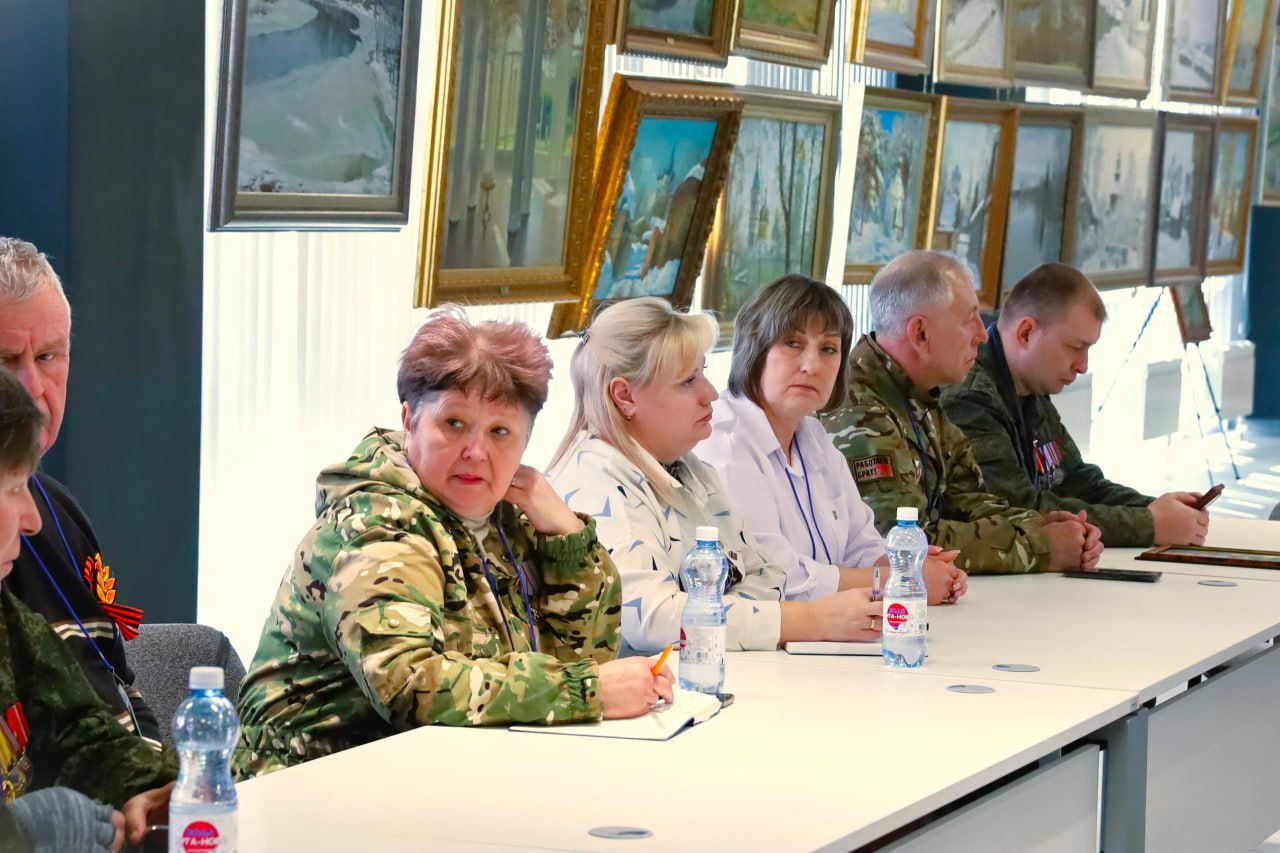В Луганской Народной Республике прошел значимый форум, посвященный итогам реализации народной программы «Единой России» под названием «Есть результат» В Луганской Народной Республике прошел значимый форум, посвященный итогам реализации народной программы «Единой России» под названием «Есть результат»