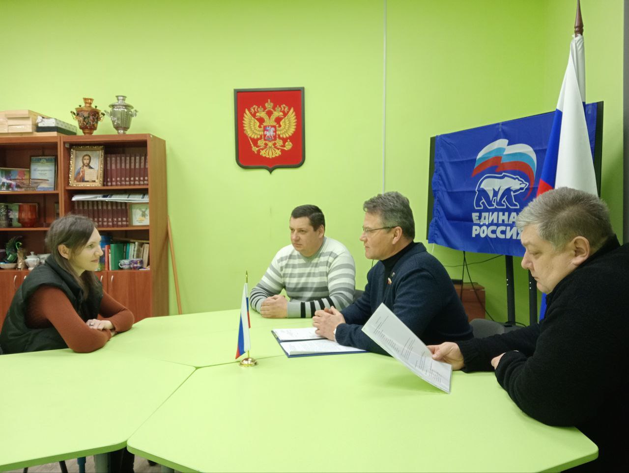 Состоялся очередной прием граждан по личным вопросам муниципального депутата Единой России Александра Рыбалка Состоялся очередной прием граждан по личным вопросам муниципального депутата Единой России Александра Рыбалка