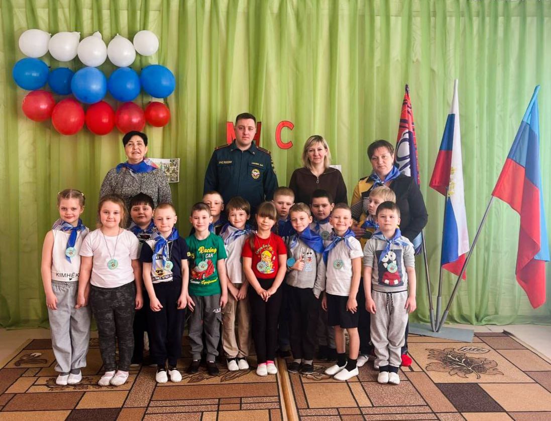 В детском саду №2 «Рябинушка» состоялось мероприятие, приуроченное Всемирному дню гражданской обороны, в рамках которого прошел открытый урок по основам жизнедеятельности В детском саду №2 «Рябинушка» состоялось мероприятие, приуроченное Всемирному дню гражданской обороны, в рамках которого прошел открытый урок по основам жизнедеятельности