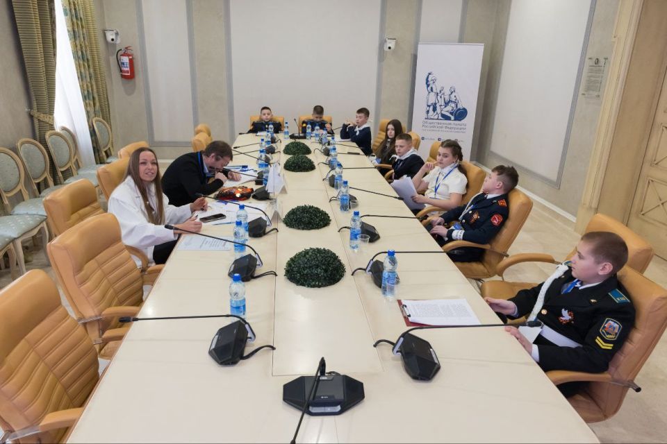 Ученица Ровеньковской гимназии № 1 им. Г.С. Шонина стала победителем Всероссийского конкурса Ученица Ровеньковской гимназии № 1 им. Г.С. Шонина стала победителем Всероссийского конкурса