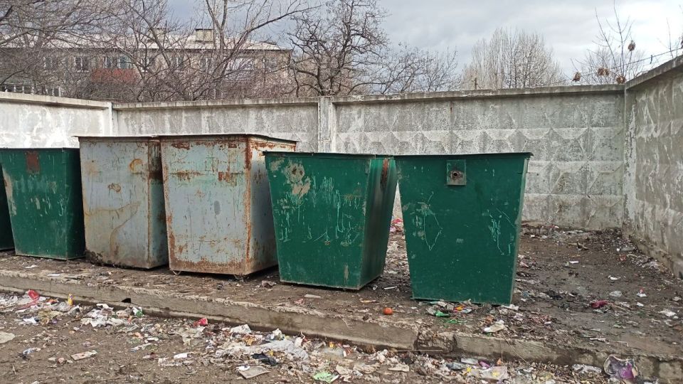 Вывоз мусора с территории городского округа продолжается Вывоз мусора с территории городского округа продолжается