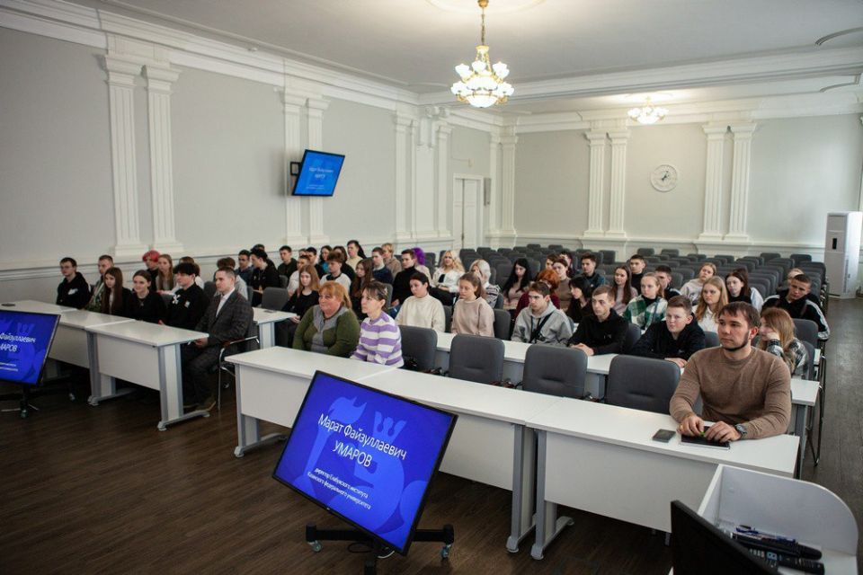 11-классники Лисичанска и Рубежного получат аттестаты в Татарстане 11-классники Лисичанска и Рубежного получат аттестаты в Татарстане