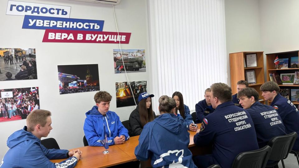 В Стаханове отметили 12-ю годовщину «Русской весны» В Стаханове отметили 12-ю годовщину «Русской весны»