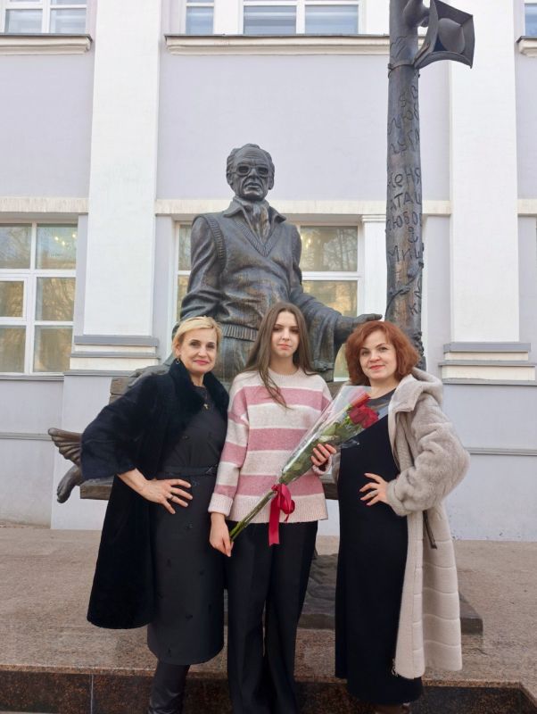 Ровенчанка приняла участие в концерте Детского творческого объединения «Заря» Ровенчанка приняла участие в концерте Детского творческого объединения «Заря»
