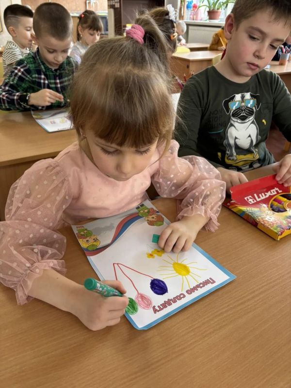 Воспитание патриотизма у дошкольников — важная и значимая задача, которая начинается с самых первых лет жизни ребенка Воспитание патриотизма у дошкольников — важная и значимая задача, которая начинается с самых первых лет жизни ребенка