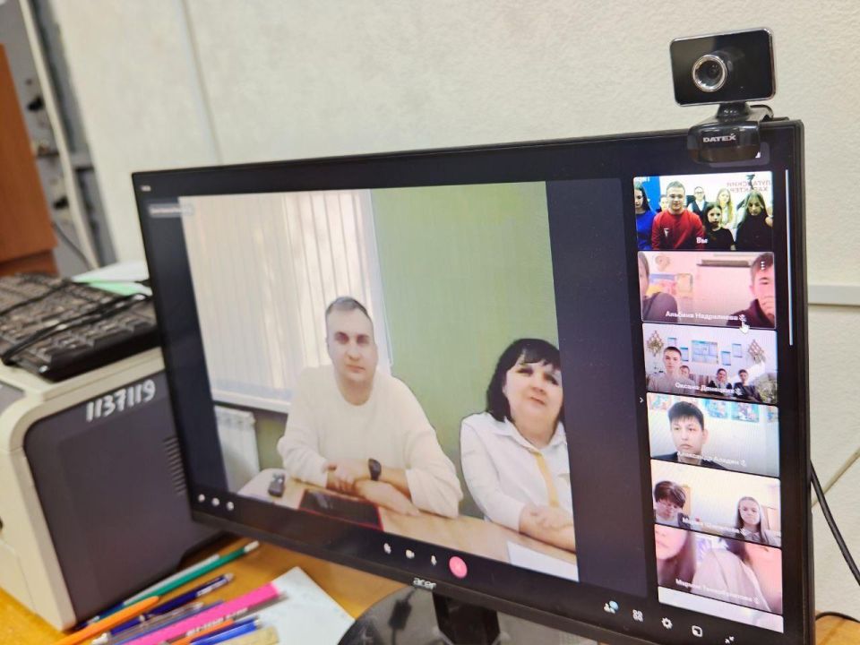 «Первые» Перевальского округа и региона-шефа вдохновляют и учат новому друг друга «Первые» Перевальского округа и региона-шефа вдохновляют и учат новому друг друга